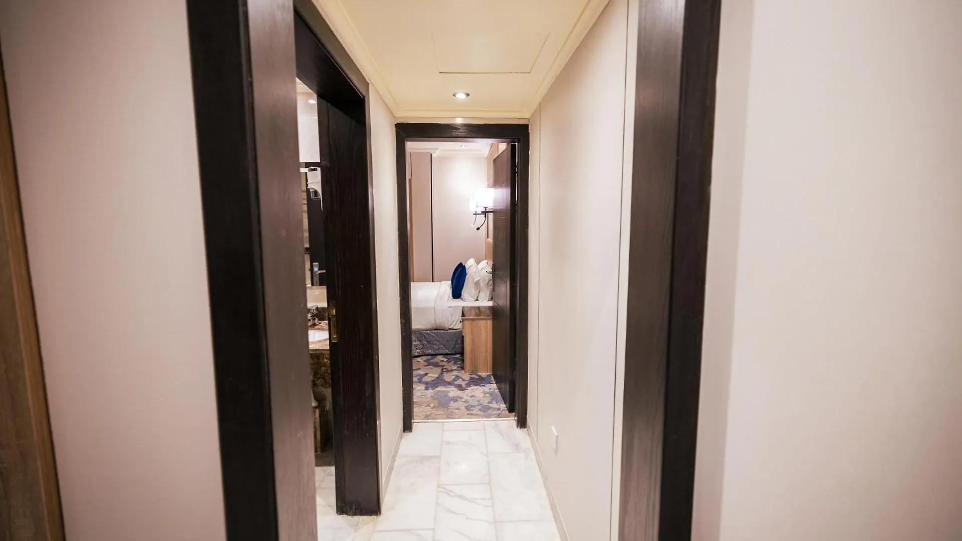 Ebreez Hotel Jeddah 0*,