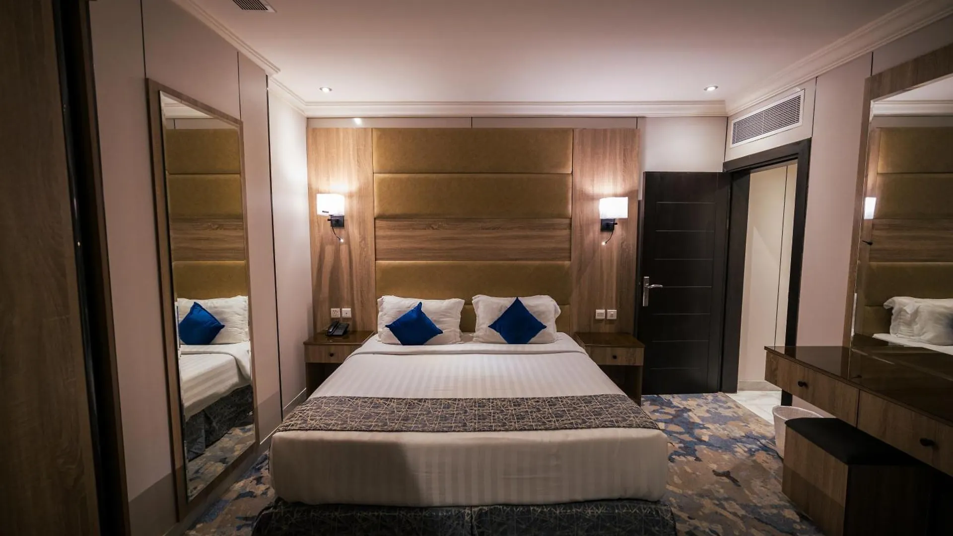 Ebreez Hotel Jeddah