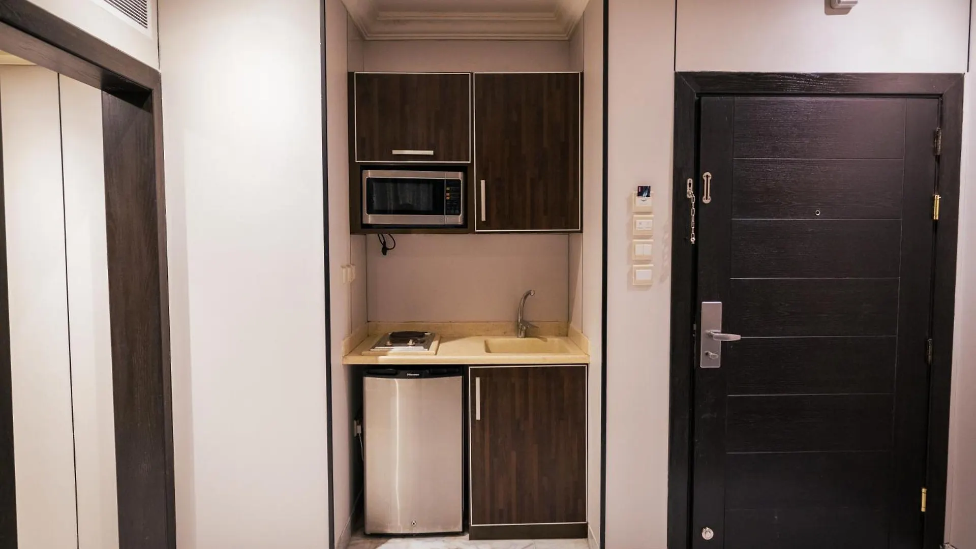 Ebreez Hotel Jeddah Saudi Arabia